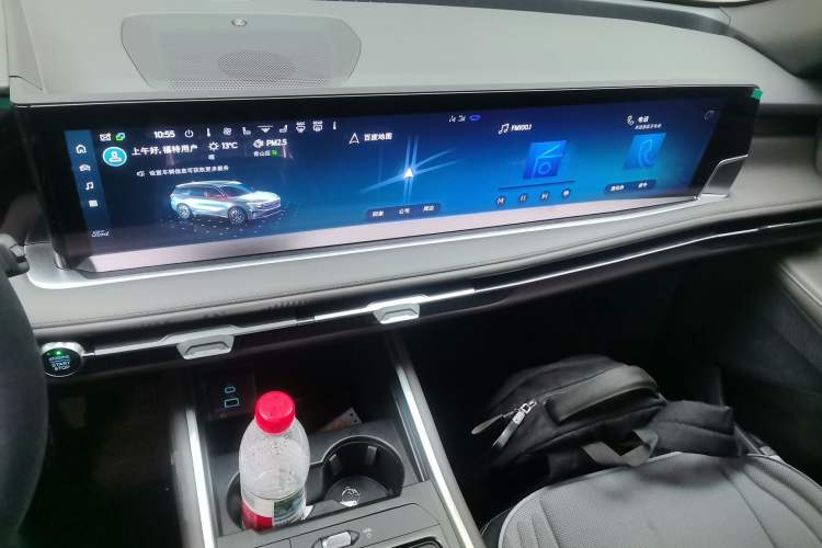 Used Ford Edge 2025 Ford Explorer L 2.0T EcoBoost Four-Wheel Drive 7-Seater Supreme Model Audio And AC Panel