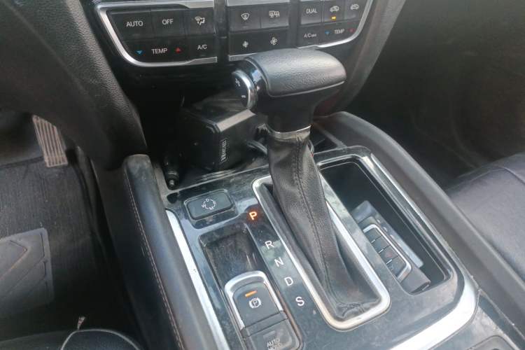 Used GAC Trumpchi GS7 2017 280T Two-Wheel Drive Luxury Model