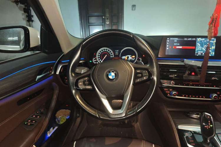 Used BMW 5 Series 2018 530Li Leading Edition Luxury Package
