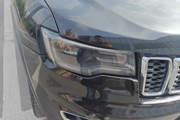 Used Jeep Grand Cherokee 2020 3.6L Elite Navigation Edition Right Front Headlight