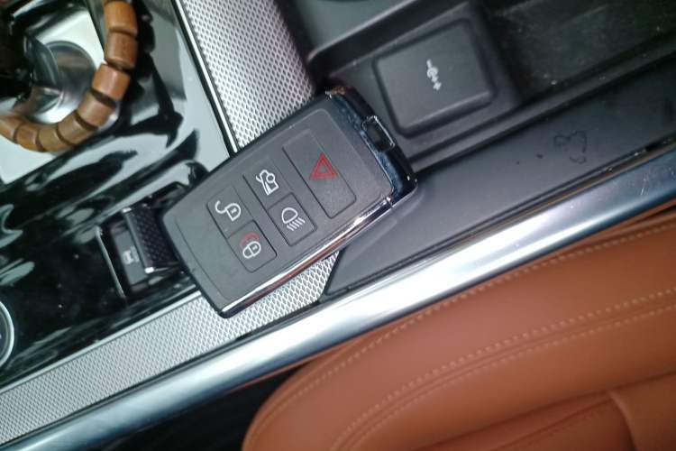 Used Jaguar XEL 2022 2.0T 250 PS R-DYNAMIC S Advanced Sport Edition Vehicle Key