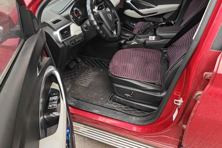 Used Baojun 530 2018 1.5T DCT Flagship Version China V Emission Standard