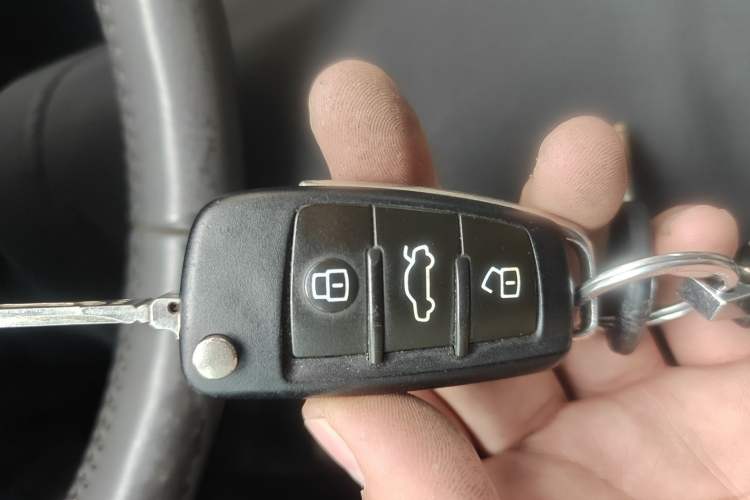 Used Audi A6L 2011 2.7 TDI Comfort Model
