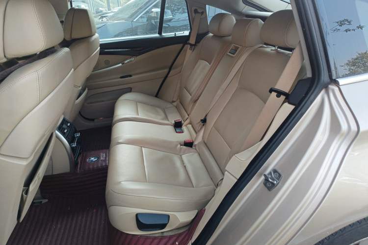 Used BMW 5 Series GT 2013 535i Leading Model