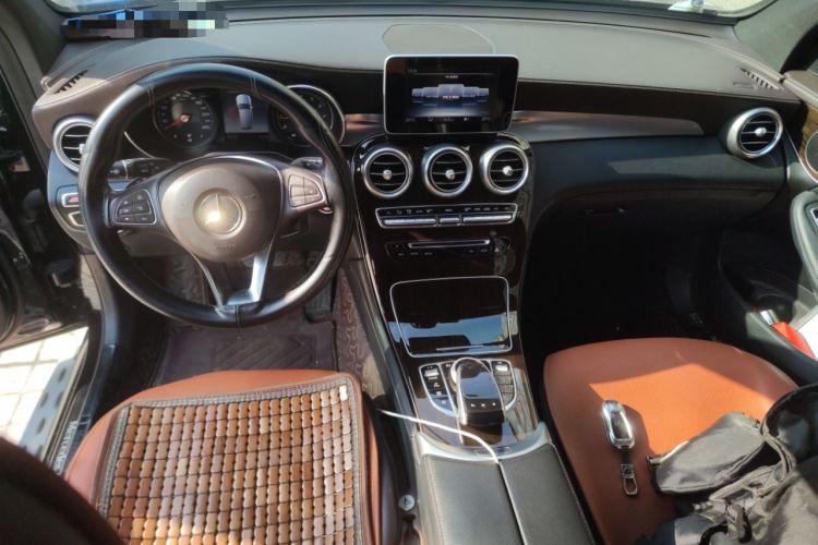 Used Mercedes-Benz GLC 2019 GLC 260 L 4MATIC Dynamic Model