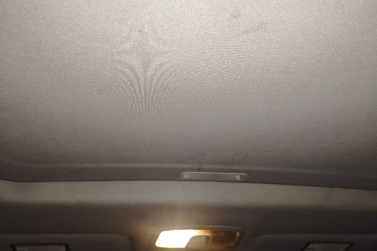 Used SsangYong Korando 2013 2.0L Gasoline Two-Wheel Drive Automatic Elite Edition
