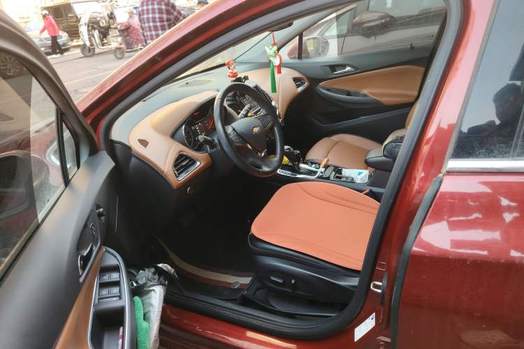 Used Chevrolet Cruze 2017 1.4T Hatchback Dual-Clutch Lingfeng Edition