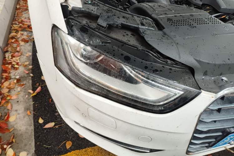 Used Audi A4L 2015 35 TFSI Automatic Standard Model Right Front Headlight