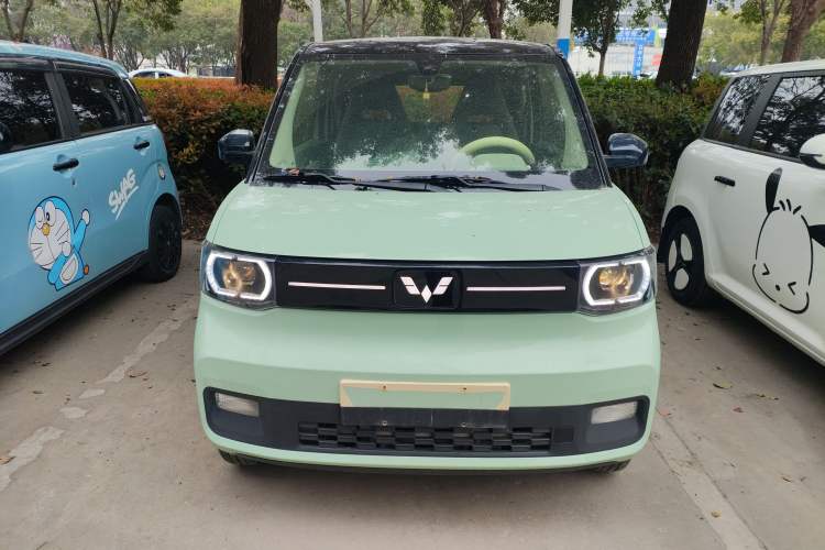 Used Wuling Hongguang MINIEV 2022 Macaron Premium Model – Lithium Iron Phosphate