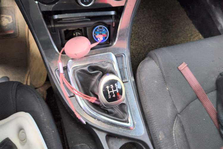 Used Brilliance V5 2014 1.6L Manual Comfort Model