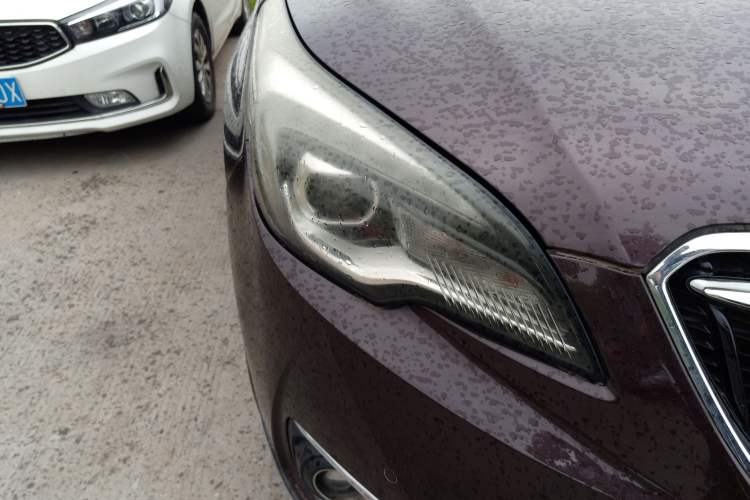 Used Buick Envision 2019 20T Two-Wheel Drive Luxury Version China V Standard Right Front Headlight