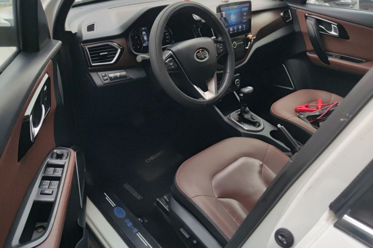 Used FAW Senya R7 2016 1.6L Automatic Prestige Model
