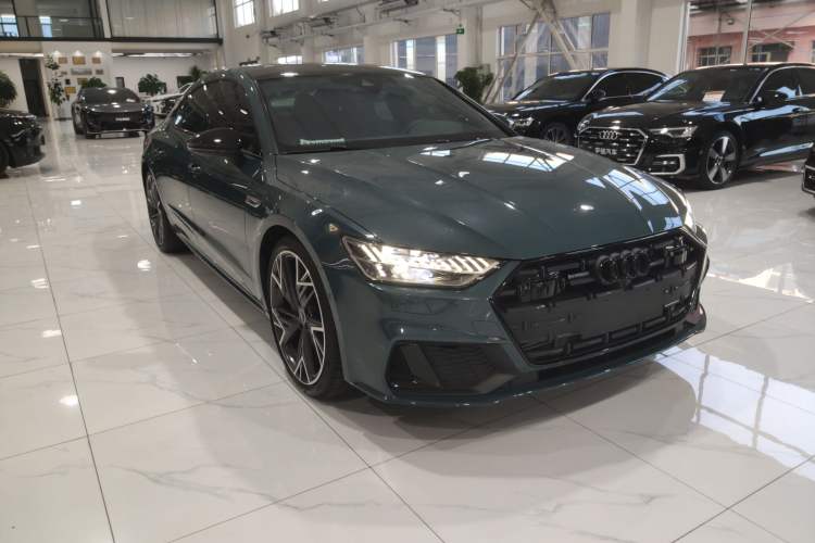 Used Audi A7L 2022 55 TFSI quattro S-line Edition One First Edition Front Right 45 Deg