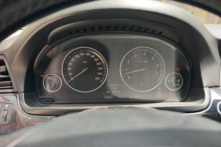 Used BMW 5 Series 2011 520Li Elegant Model