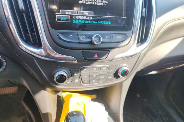 Used Chevrolet Equinox 2018 535T Automatic YuJie Edition Audio And AC Panel