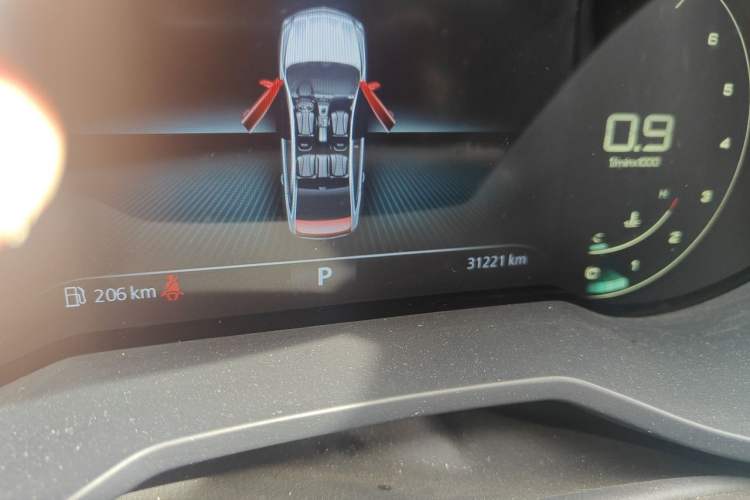 Used Roewe i5 2020 1.5L Automatic 4G Connect Luxury Flagship Edition