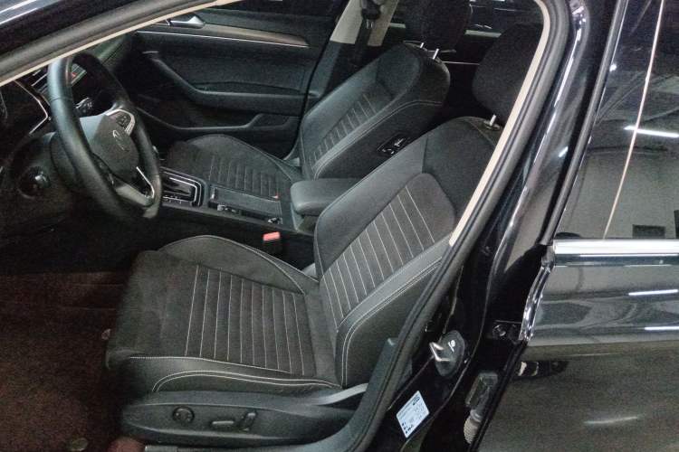 Used Volkswagen Magotan 2020 330TSI DSG Luxury Edition