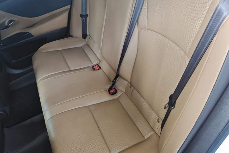 Used Lexus ES 2020 300h Premier Edition