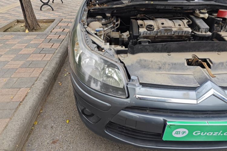 Used Citroen C-Quatre 2010 Sedan 1.6L Manual Shangle Version
