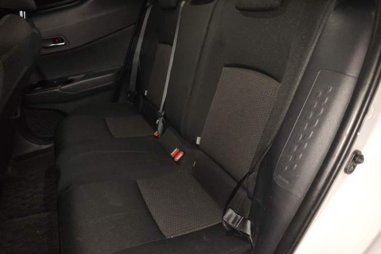 Used Toyota IZOA 2023 2.0L Yixing Version Left Rear Seat