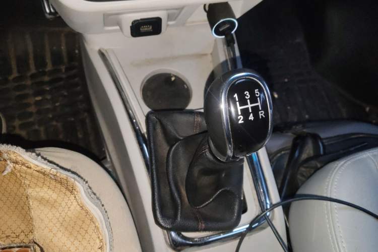 Used Jinbei New Hiace X30L 2016 1.5L Business Edition DLCG14