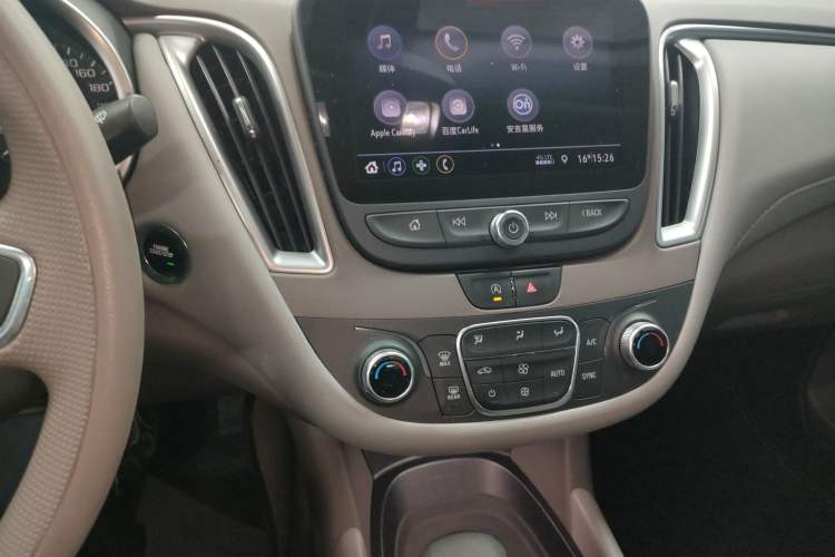 Used Chevrolet Malibu XL 2021 535T Automatic Sharp Edition Audio And AC Panel