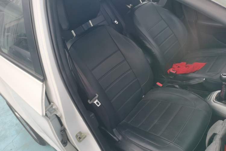 Used Brilliance V3 2015 1.5L Manual Elite Model
