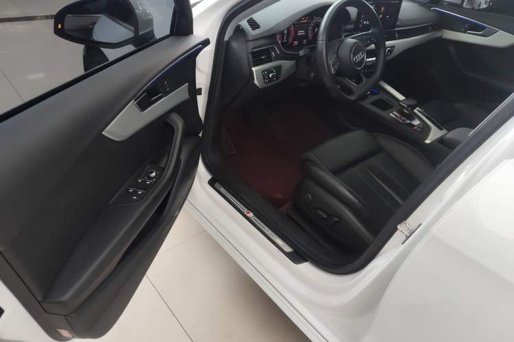 Used Audi A4L 2020 40 TFSI Luxury Dynamic Model