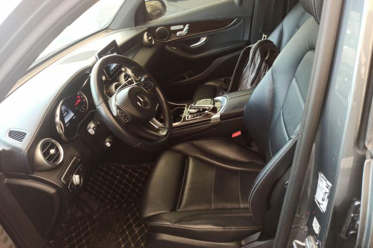 Used Mercedes-Benz GLC 2017 GLC 260 4MATIC Dynamic Edition
