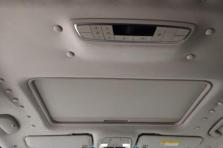 Used Buick GL8 2017 ES 28T Comfort Model China V Standard