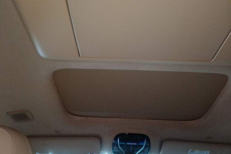 Used VOYAH Dream 2025 PHEV Four-Wheel-Drive Flagship Kunpeng Edition