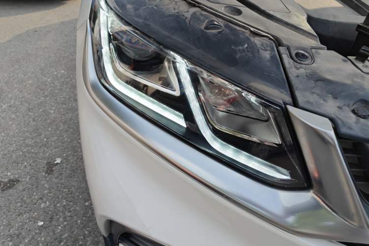 Used Geely Auto Coolray 2019 260T DCT Explorer China V Standard