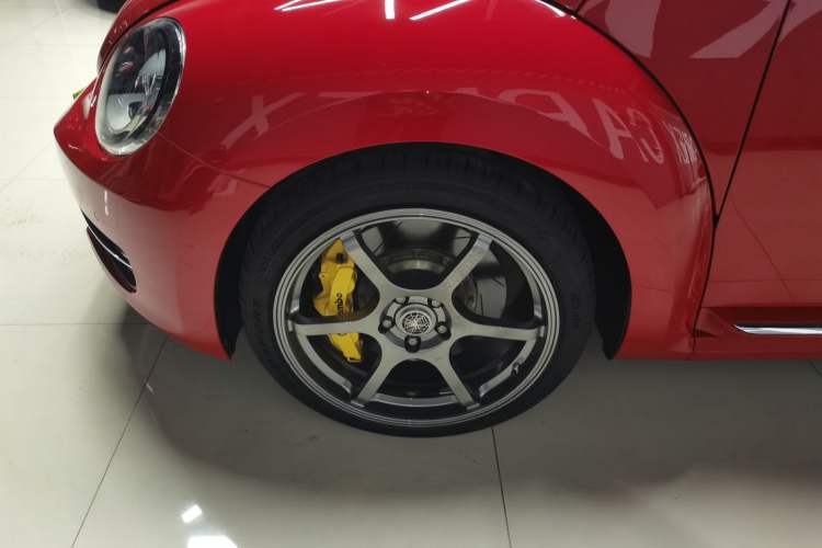 Used Volkswagen Beetle 2013 2.0 TSI Top-Trim Model
