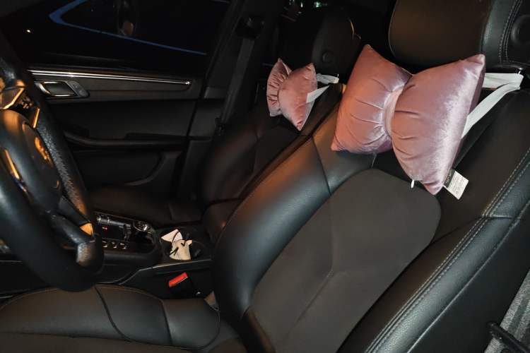 Used Porsche Macan 2014 Macan 2.0T Left Front Seat