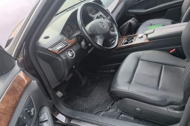 Used Mercedes-Benz E-Class 2012 E 200 L CGI Elegant Model
