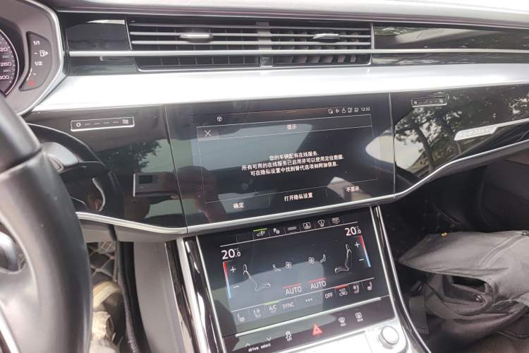 Used Audi A8 New Energy 2021 A8L 60 TFSIe quattro Audio And AC Panel