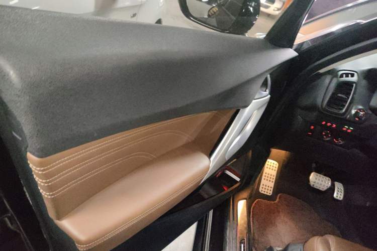 Used DS 5 2013 1.6T Prestige Edition THP200