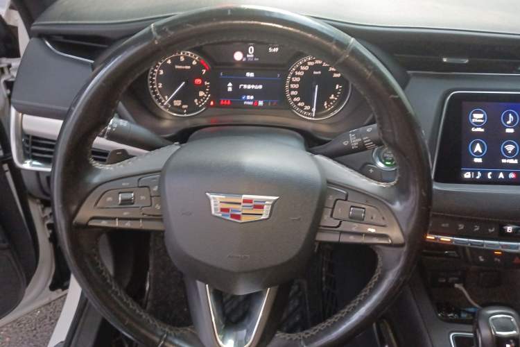 Used Cadillac XT4 2018 28T Four-Wheel Drive Leading Model