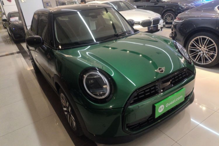 Used MINI MINI 2025 1.5T COOPER Classic Edition Five-Door Version