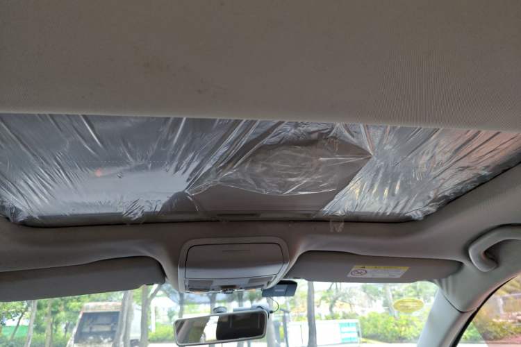 Used Volkswagen Sagitar 2015 1.6L Automatic Comfort Model Headliner