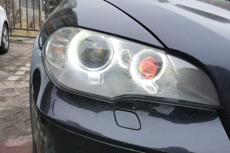 Used BMW X5 2011 xDrive35i Luxury Edition