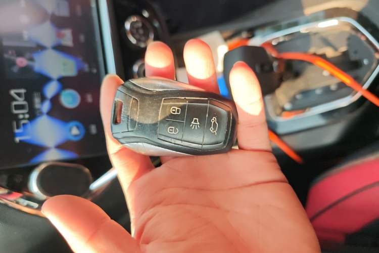 Used Soueast DX3 2016 1.5T CVT Prestige Edition Vehicle Key