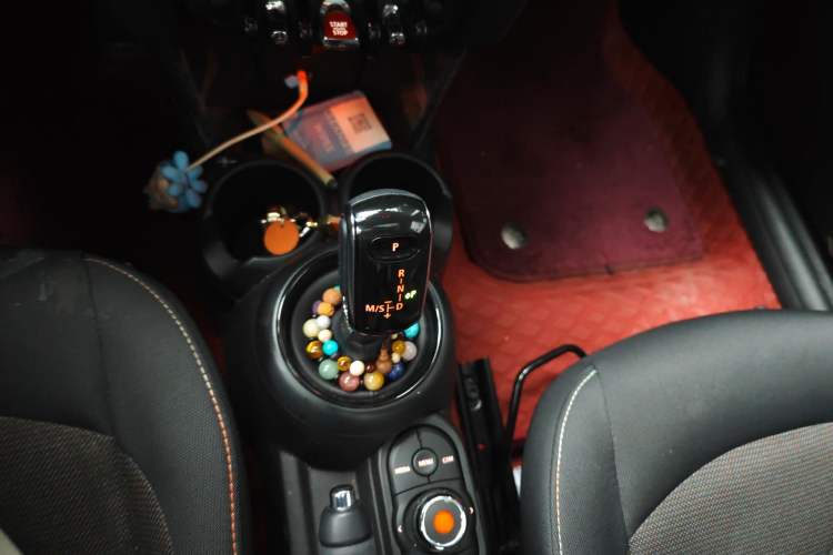 Used MINI 2022 1.5T ONE Gear Lever