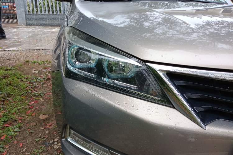 Used CHANGAN Alsvin V7 2016 1.6L Manual Enjoyment Model China IV Standard Right Front Headlight