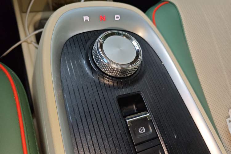 Used ORA Good Cat 2022 Morandi Edition 400km Standard Range Premium Version Lithium Iron Phosphate