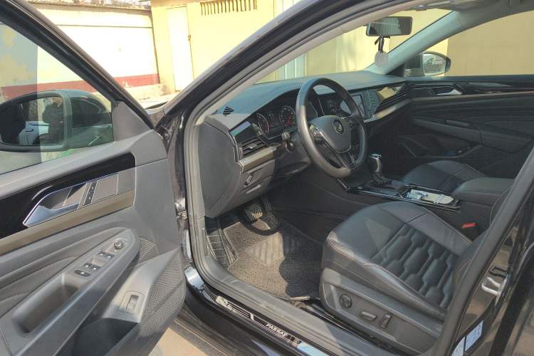 Used Volkswagen Passat 2019 330TSI Elite Edition China VI
