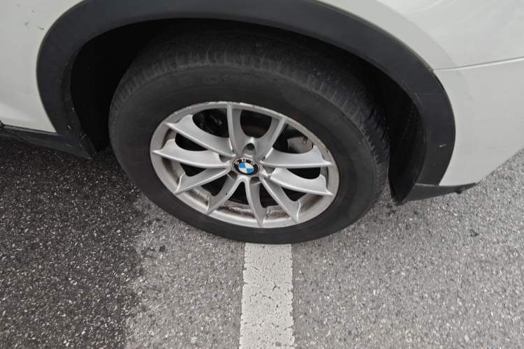 Used BMW X3 2016 sDrive20i Right Front Wheel Hub