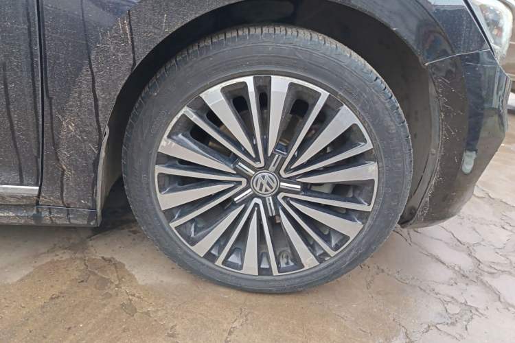 Used Volkswagen Passat 2019 330TSI Luxury Edition China VI Standard