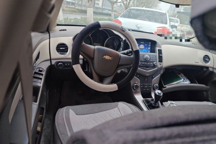 Used Chevrolet Cruze 2015 1.5L Classic SE MT