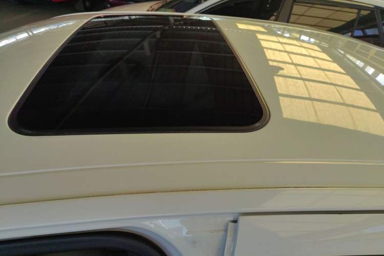 Used Citroen Elysee 2014 1.6L Automatic Comfort Model
